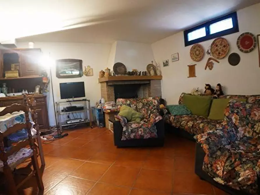 Immagine 29 di Casa indipendente in vendita  a San Giuliano Terme