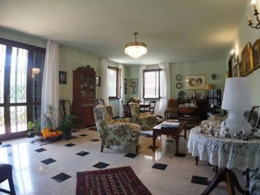 Immagine 5 di Casa indipendente in vendita  a San Giuliano Terme