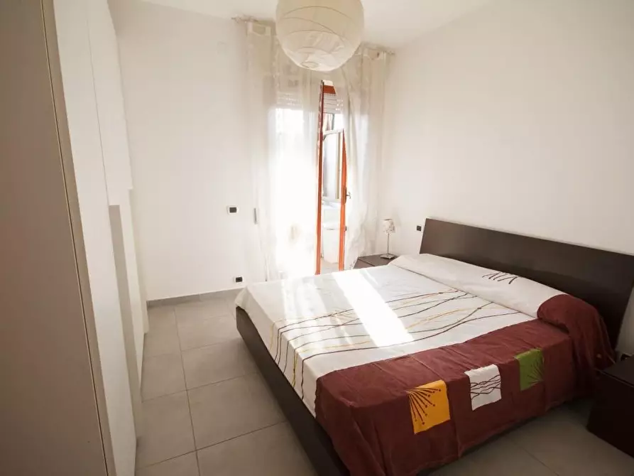 Immagine 11 di Appartamento in vendita  a Ortonovo