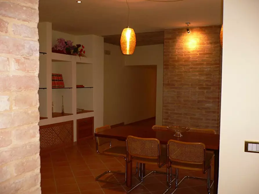 Immagine 6 di Casa colonica in vendita  a Siena