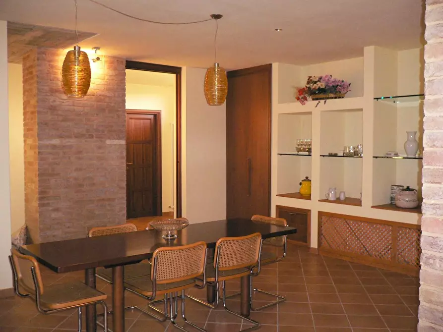 Immagine 8 di Casa colonica in vendita  a Siena