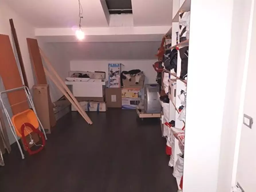 Immagine 22 di Appartamento in vendita  a Cascina