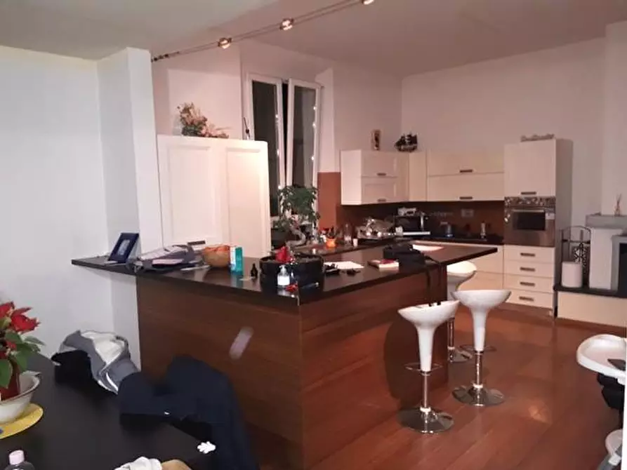 Immagine 2 di Appartamento in vendita  a Cascina