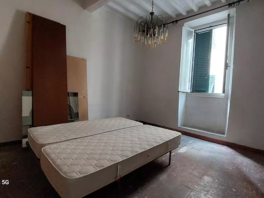 Immagine 2 di Appartamento in vendita  a Livorno