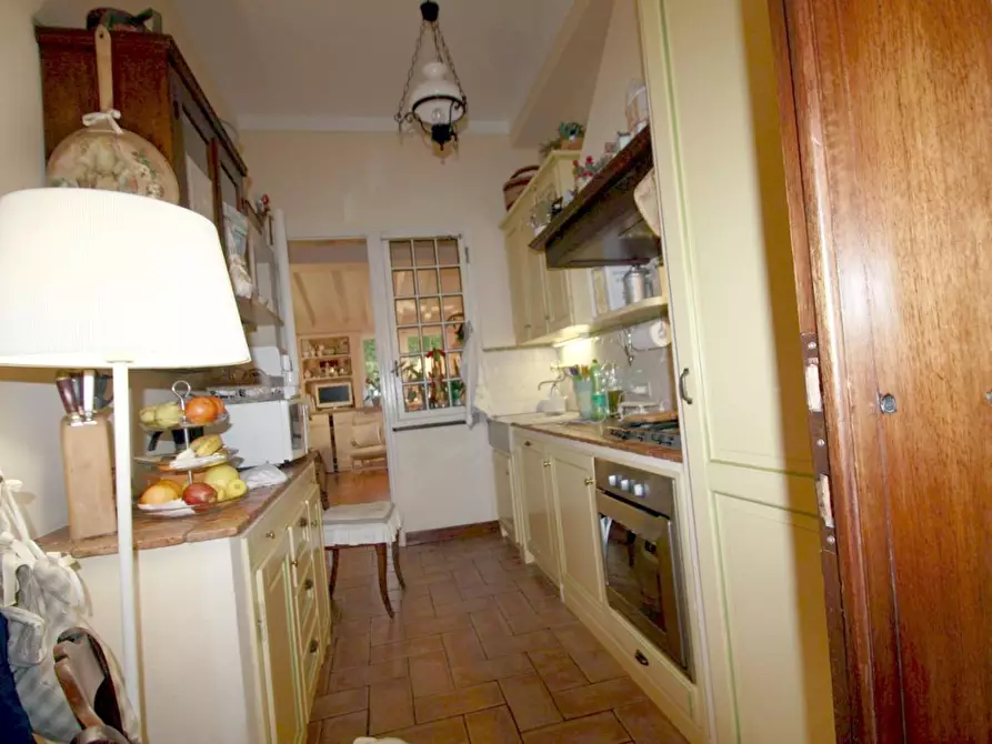 Immagine 30 di Villa in vendita  a Lucca