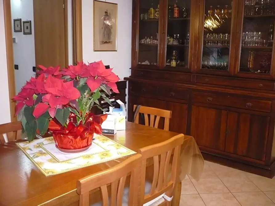 Immagine 3 di Appartamento in vendita  a Colle Di Val D'elsa