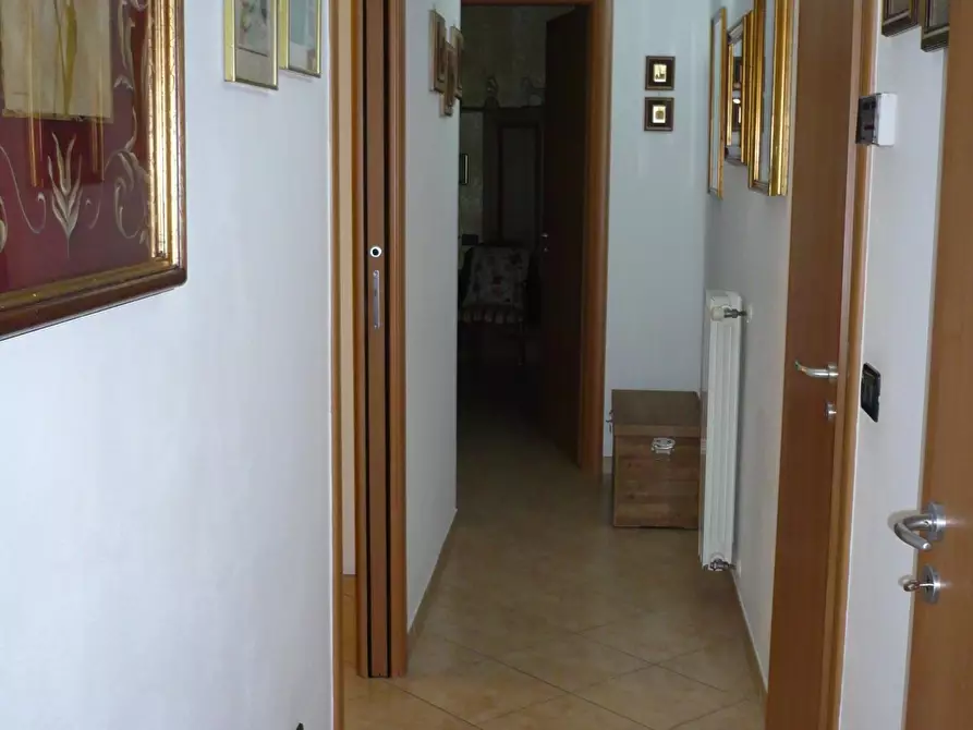 Immagine 8 di Appartamento in vendita  a Colle Di Val D'elsa