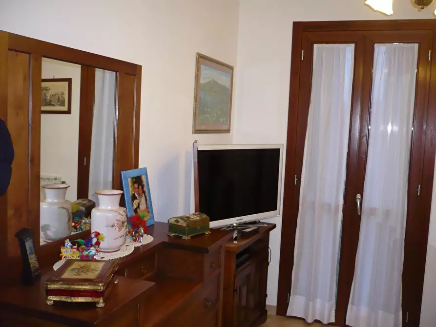 Immagine 13 di Appartamento in vendita  a Colle Di Val D'elsa