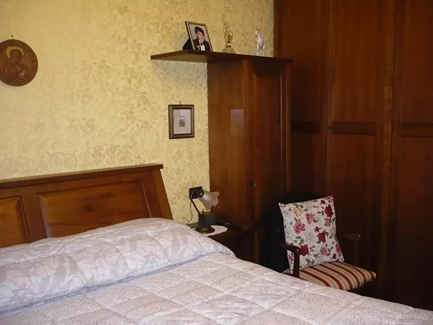 Immagine 16 di Appartamento in vendita  a Colle Di Val D'elsa