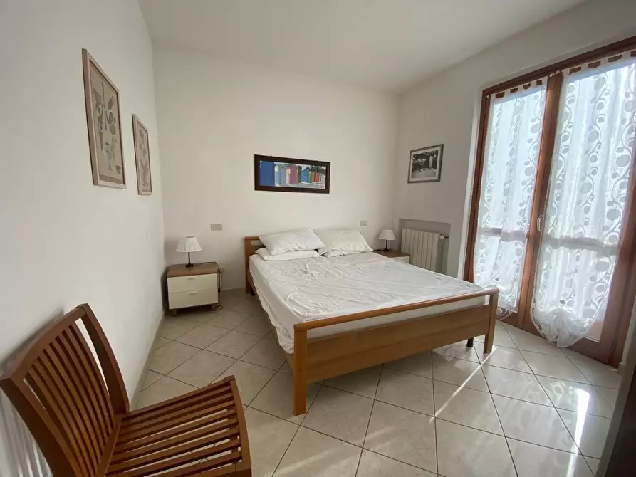 Immagine 8 di Appartamento in affitto  a Massa