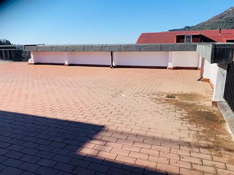 Immagine 33 di Mansarda in vendita  a Carrara