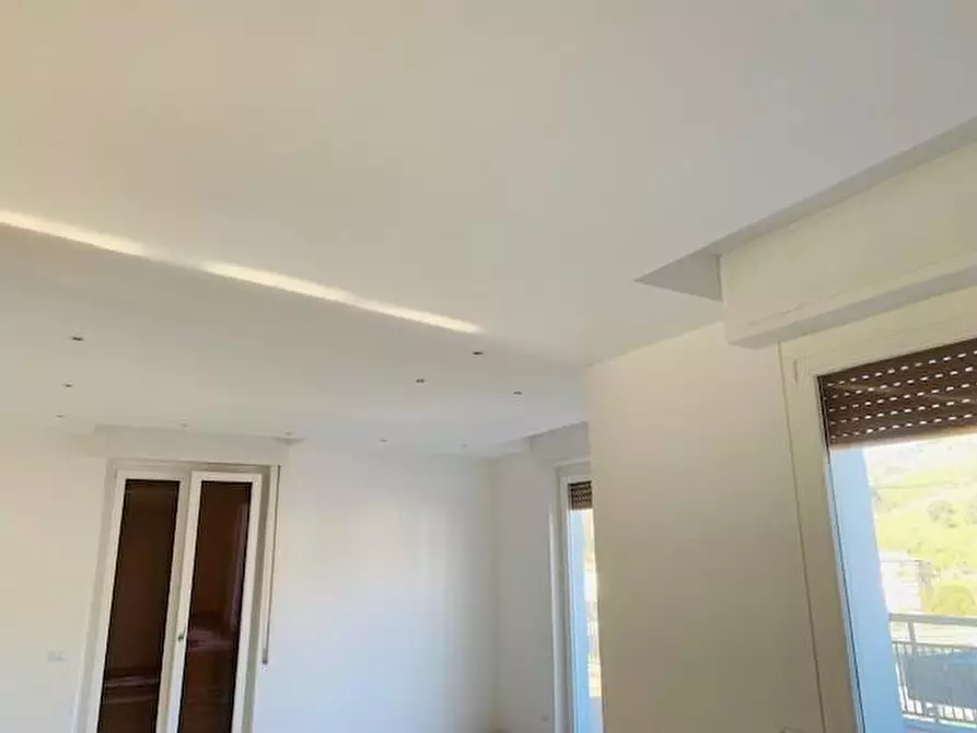 Immagine 24 di Mansarda in vendita  a Carrara