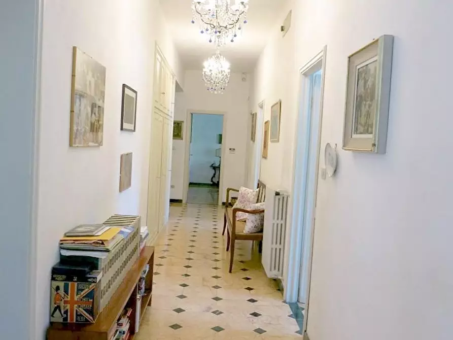 Immagine 10 di Villa in vendita  a Pescaglia