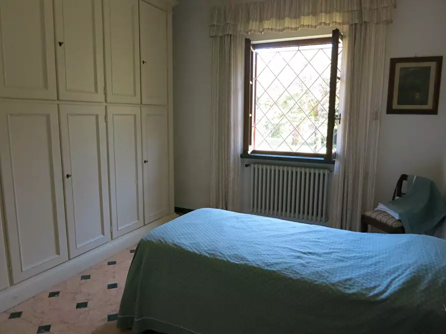 Immagine 17 di Villa in vendita  a Pescaglia