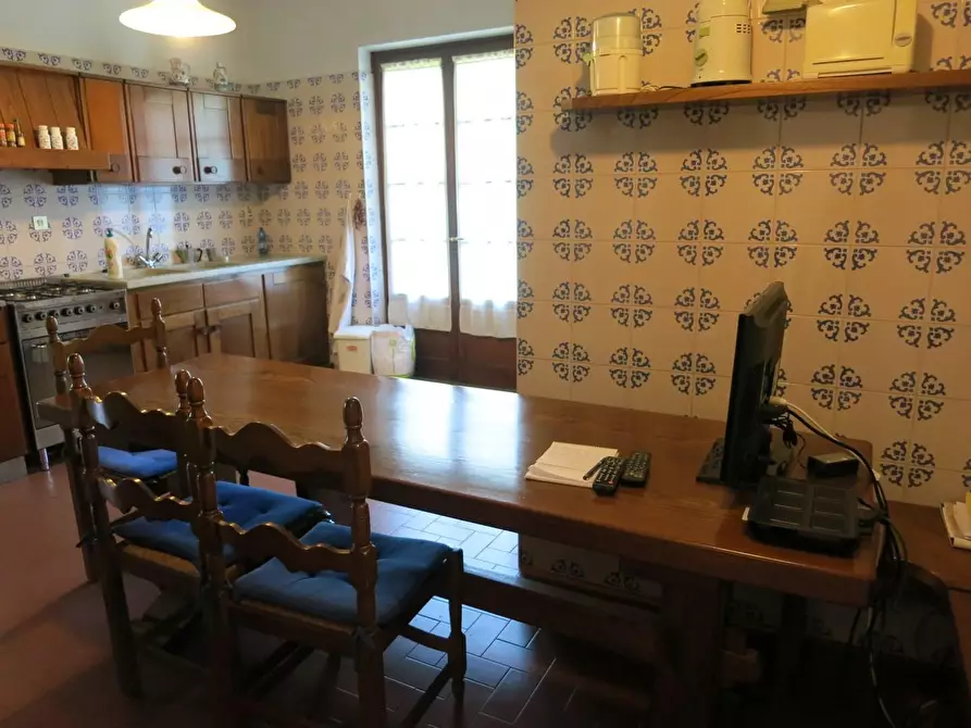 Immagine 22 di Villa in vendita  a Pescaglia