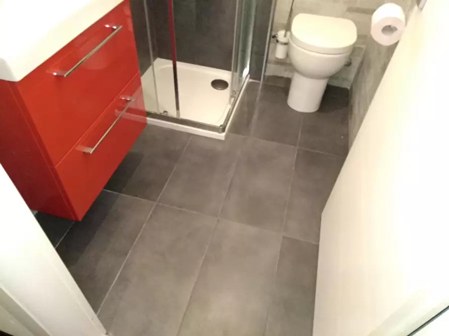 Immagine 5 di Casa semindipendente in vendita  a Carrara