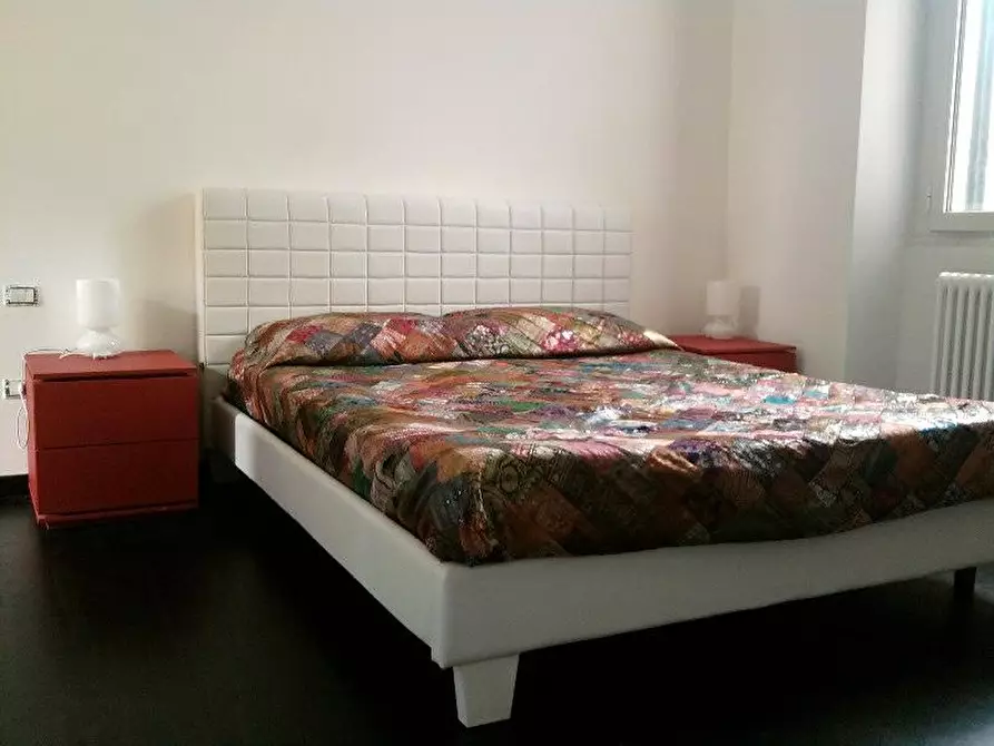 Immagine 2 di Casa semindipendente in vendita  a Carrara