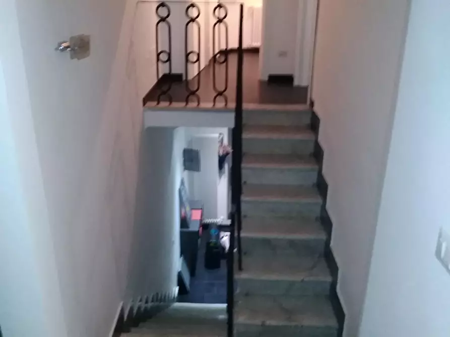 Immagine 7 di Casa semindipendente in vendita  a Carrara