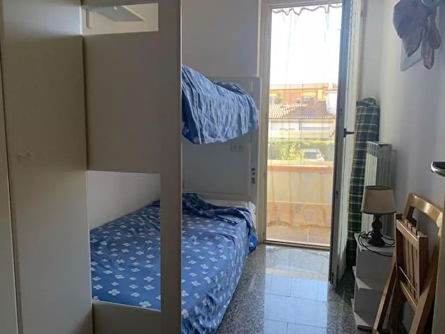 Immagine 7 di Appartamento in affitto  a Carrara