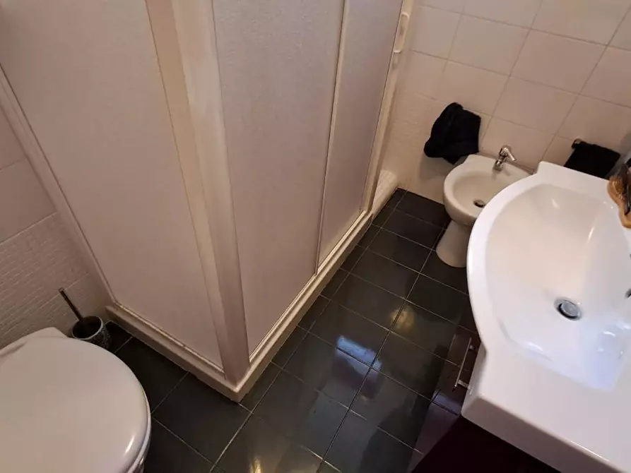 Immagine 15 di Appartamento in vendita  a Cecina