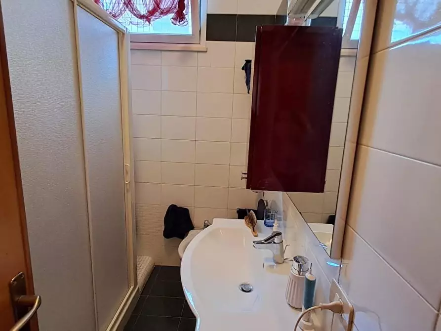 Immagine 16 di Appartamento in vendita  a Cecina