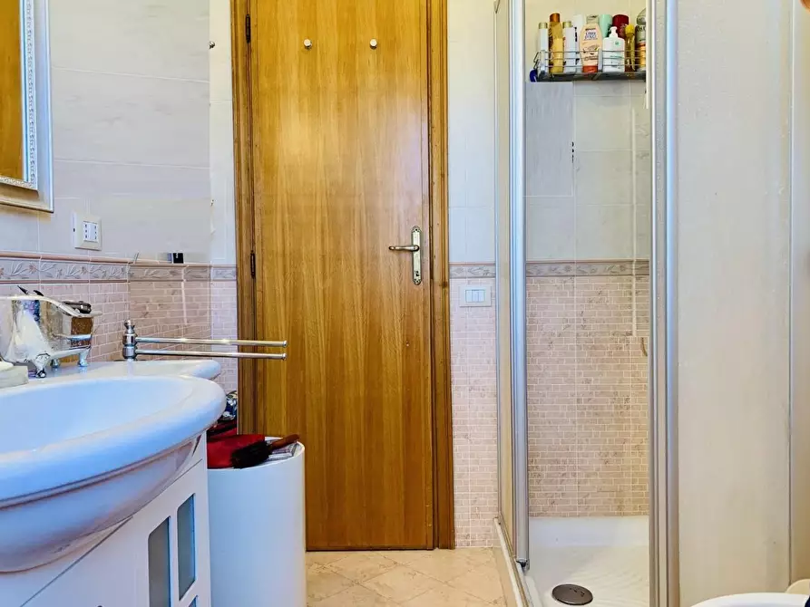 Immagine 25 di Casa bifamiliare in vendita  a Camaiore