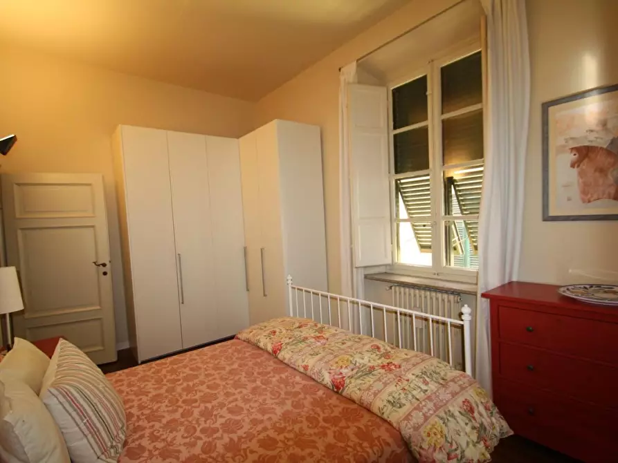 Immagine 13 di Appartamento in affitto  a Lucca