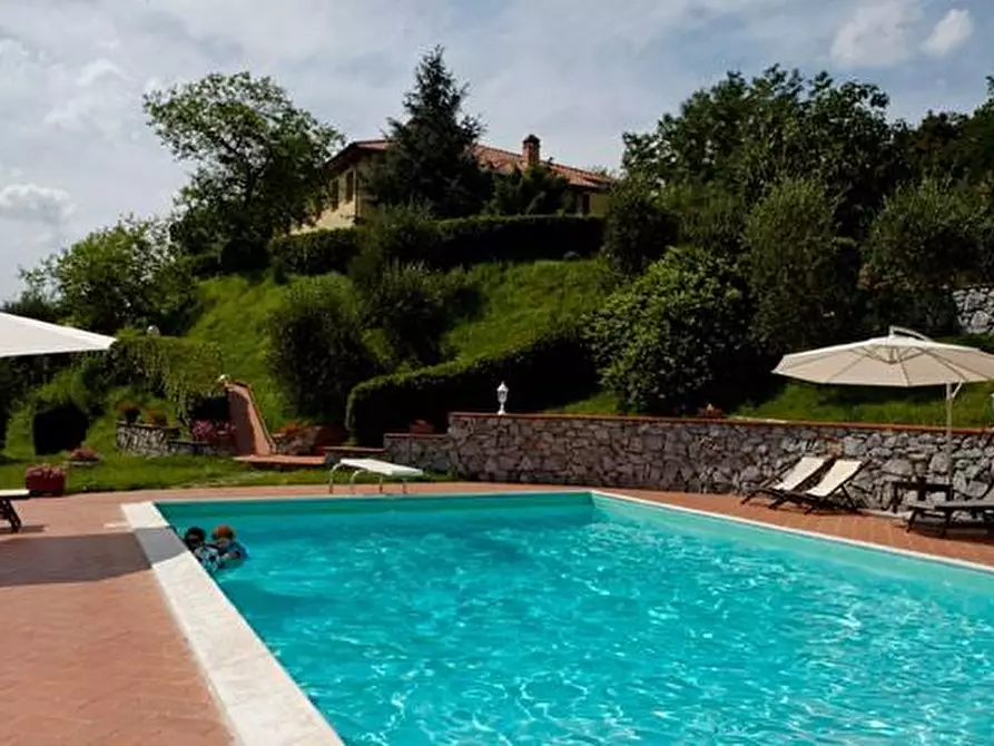 Immagine 36 di Casa colonica in vendita  a Palaia