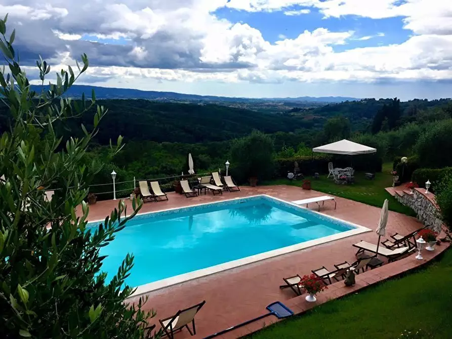 Immagine 13 di Casa colonica in vendita  a Palaia