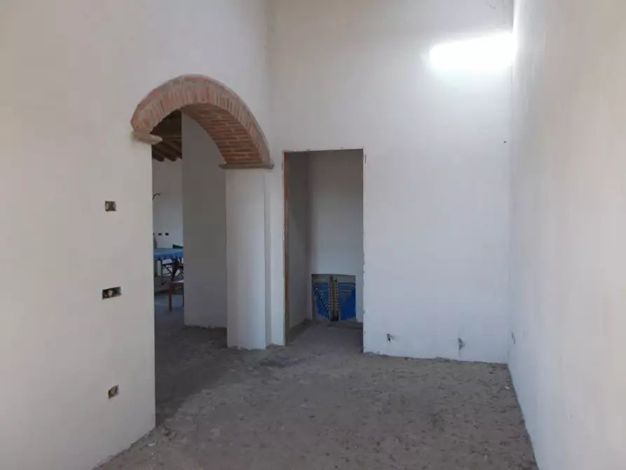 Immagine 11 di Porzione di casa in vendita  a Crespina Lorenzana