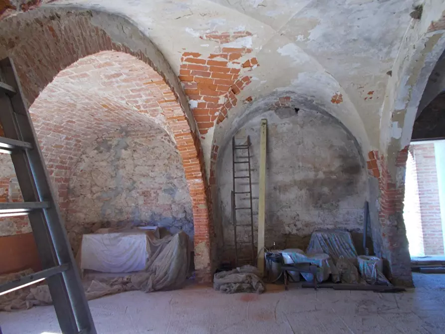 Immagine 26 di Porzione di casa in vendita  a Crespina Lorenzana