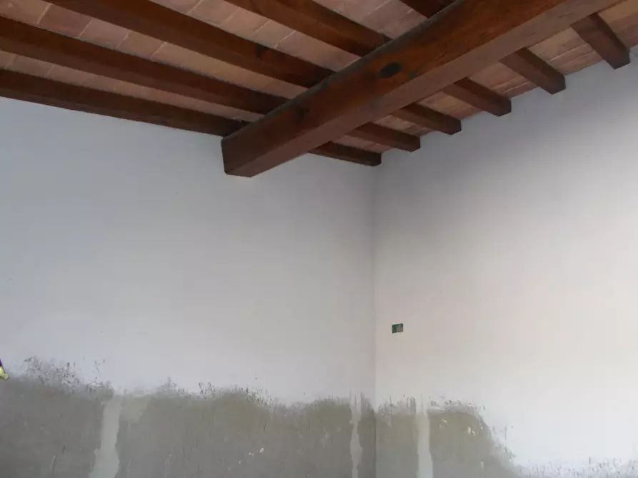 Immagine 6 di Porzione di casa in vendita  a Crespina Lorenzana