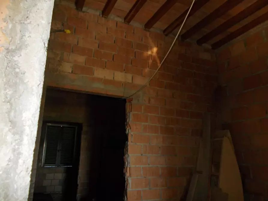 Immagine 30 di Porzione di casa in vendita  a Crespina Lorenzana