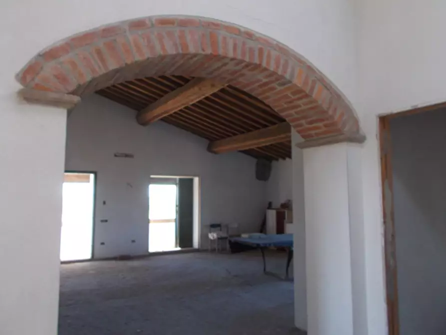 Immagine 13 di Porzione di casa in vendita  a Crespina Lorenzana