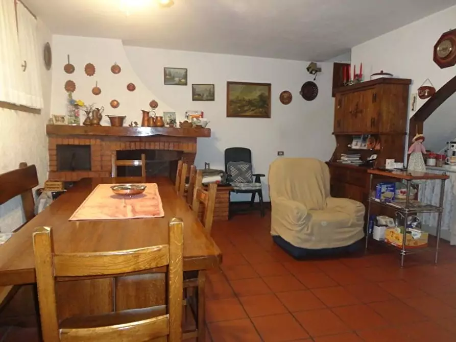 Immagine 27 di Casa semindipendente in vendita  a Carrara
