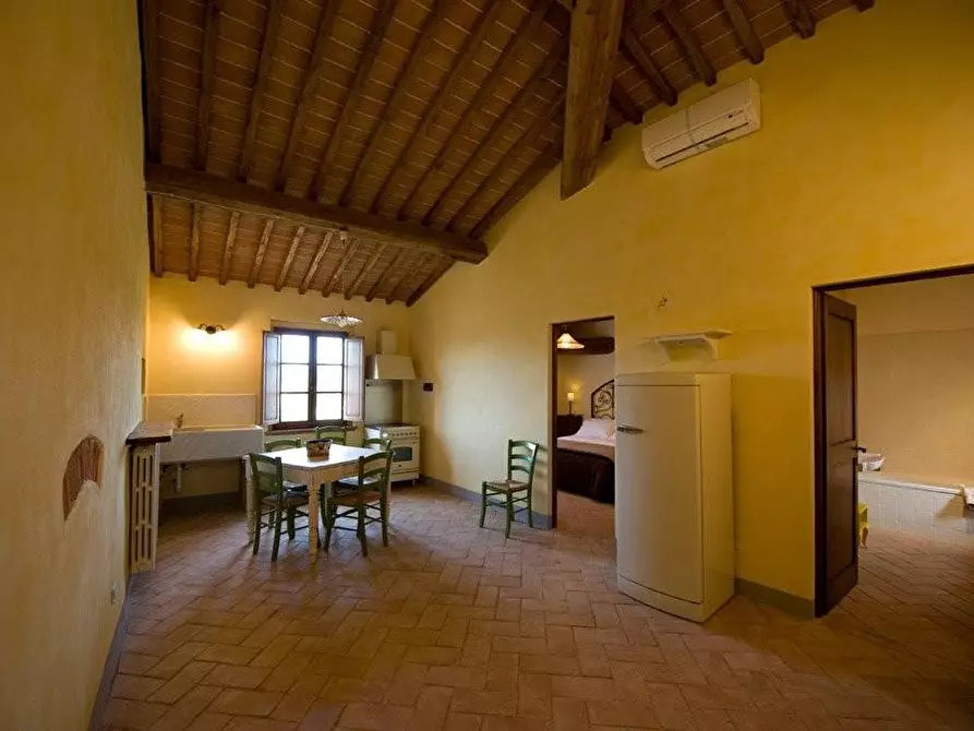 Immagine 8 di Agriturismo in vendita  a San Miniato