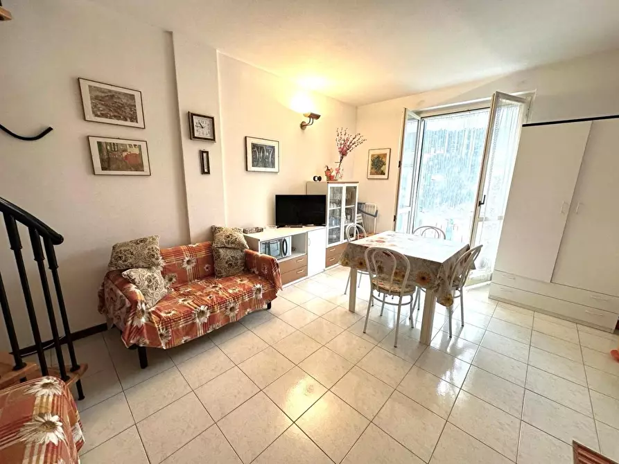 Immagine 4 di Appartamento in vendita  a Ameglia