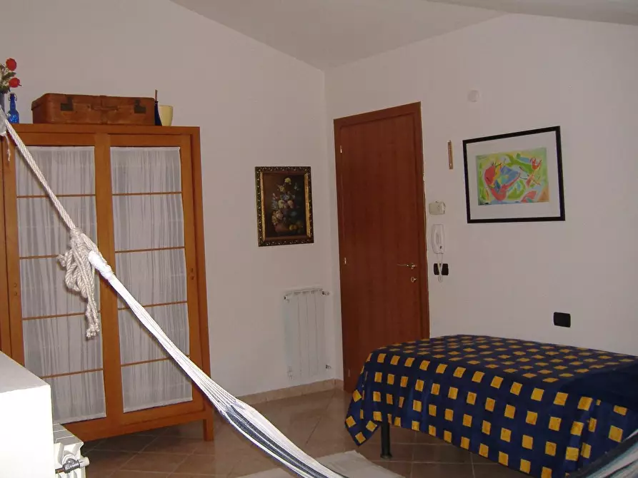 Immagine 11 di Appartamento in vendita  a Carrara