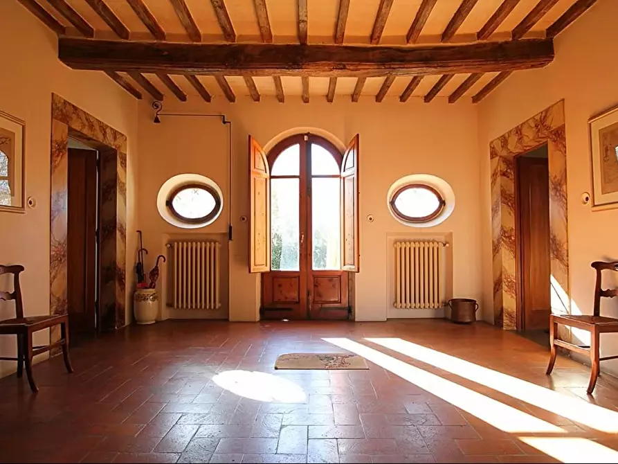 Immagine 4 di Villa in vendita  a Fucecchio