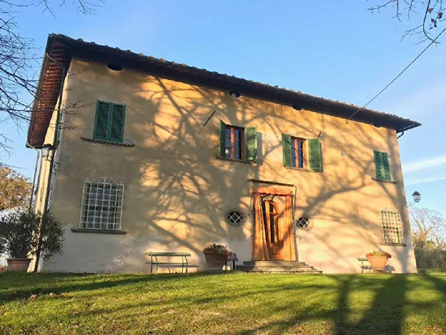 Immagine 3 di Villa in vendita  a Fucecchio