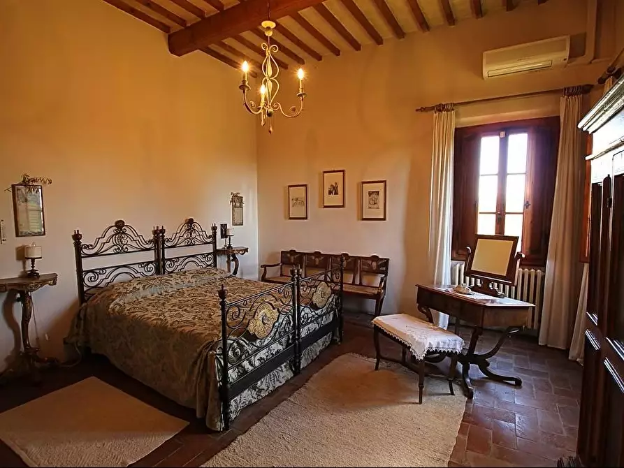 Immagine 15 di Villa in vendita  a Fucecchio