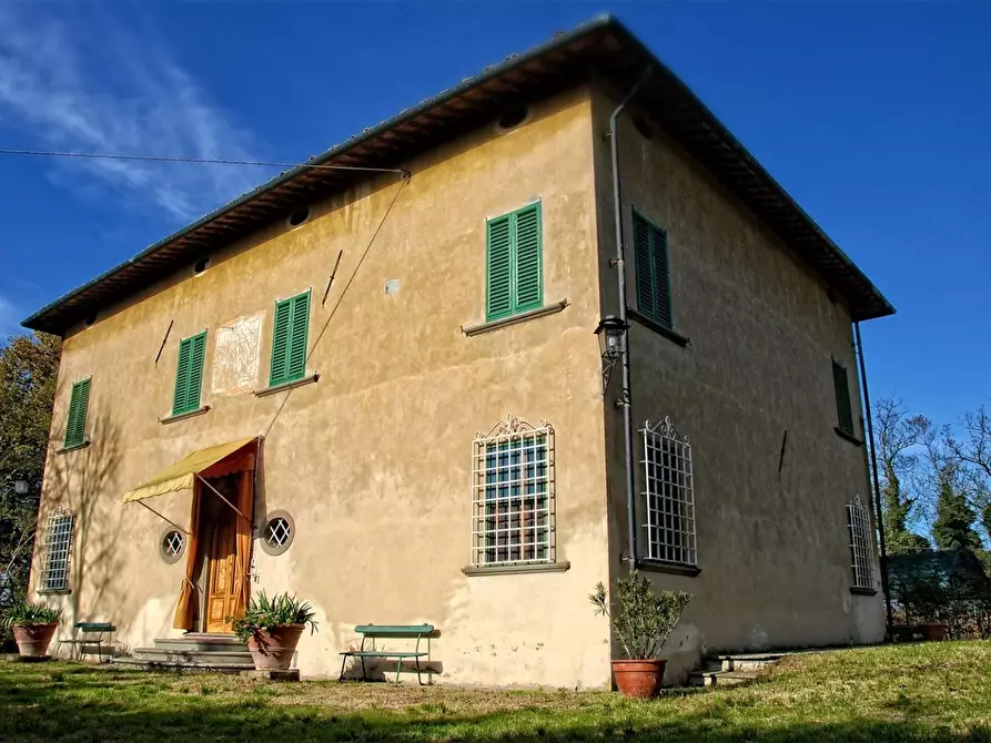 Immagine 17 di Villa in vendita  a Fucecchio
