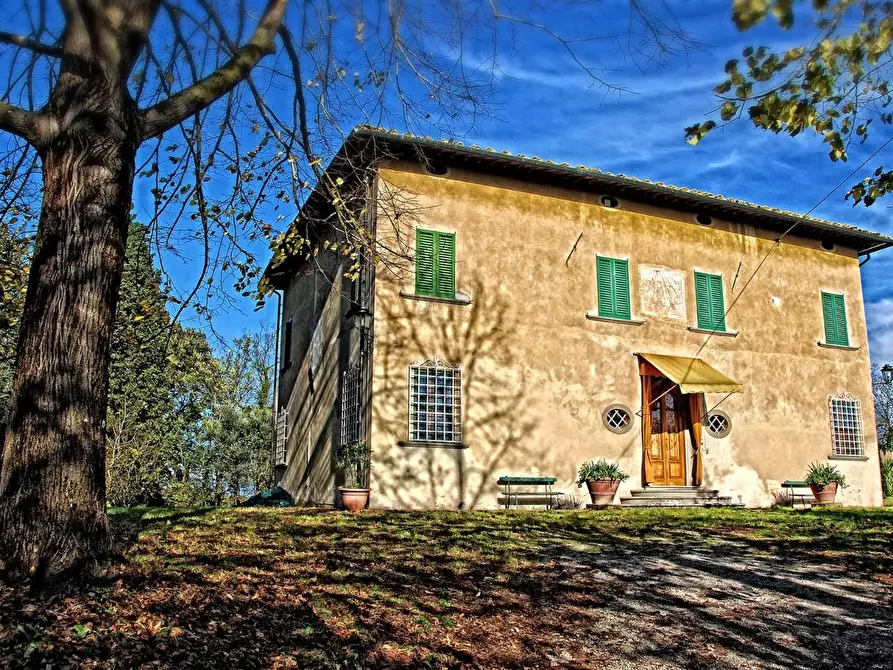 Immagine 1 di Villa in vendita  a Fucecchio