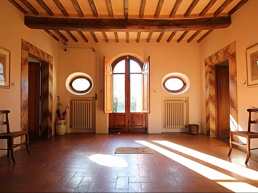 Immagine 5 di Villa in vendita  a Fucecchio