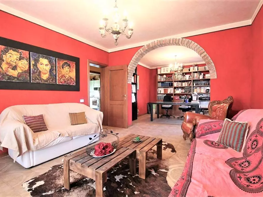 Immagine 4 di Casa colonica in vendita  a Gambassi Terme