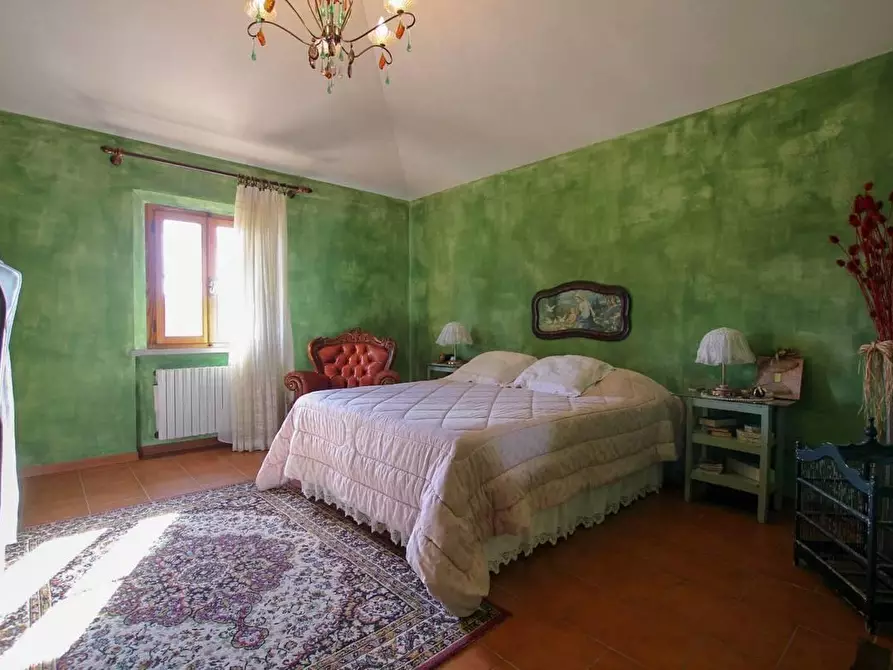 Immagine 14 di Casa colonica in vendita  a Gambassi Terme