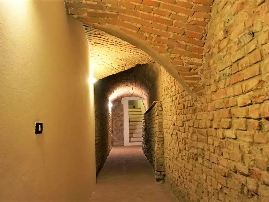 Immagine 19 di Appartamento in vendita  a Certaldo