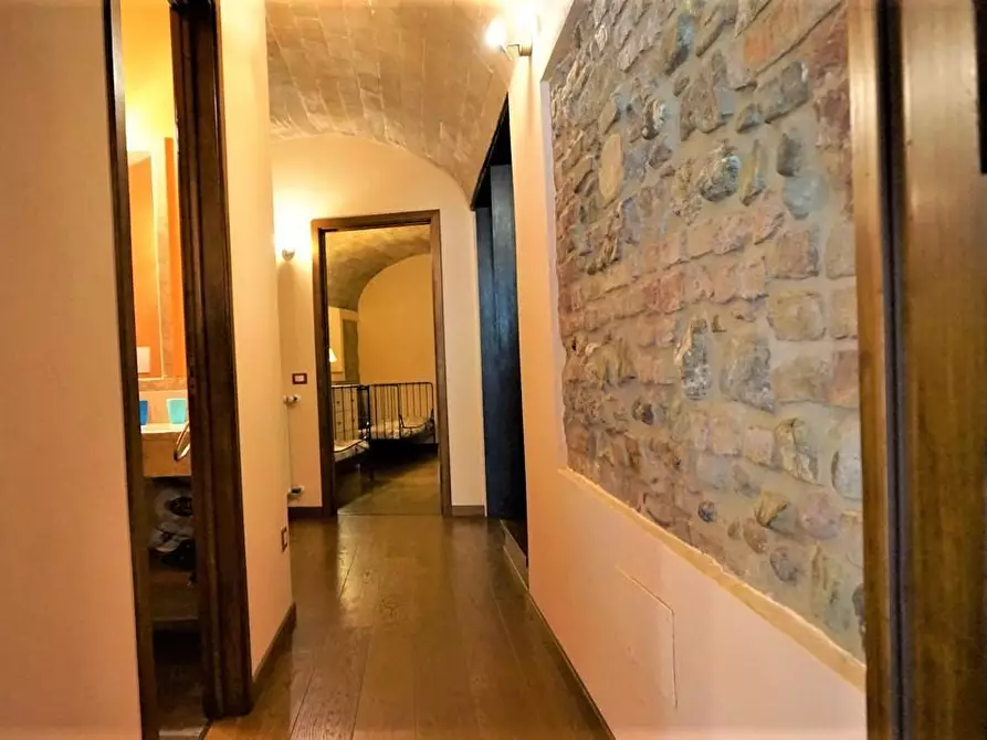 Immagine 9 di Appartamento in vendita  a Certaldo