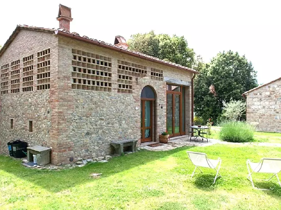 Immagine 1 di Rustico / casale in vendita  a Gambassi Terme