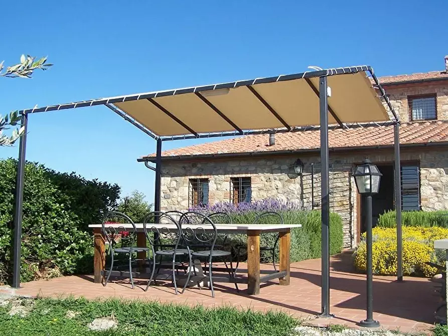 Immagine 3 di Casa colonica in vendita  a Volterra